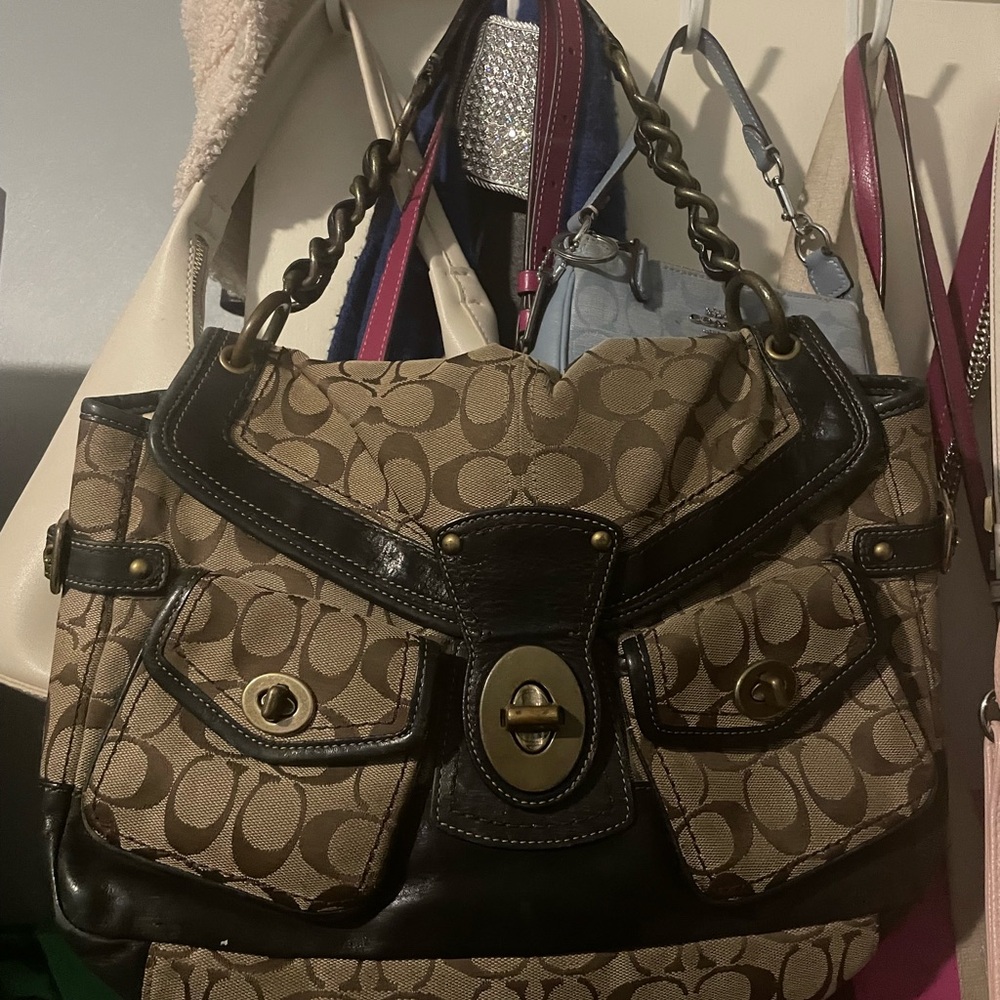 Brown Coach vintage shoulder bag